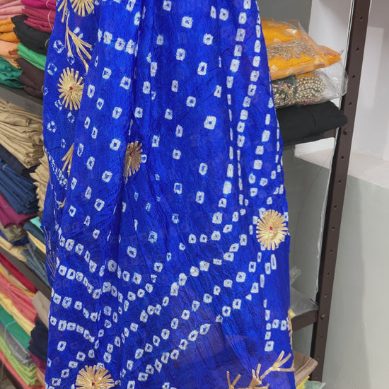 Video of Royal Blue bandhini Charkhi Gota Dupatta