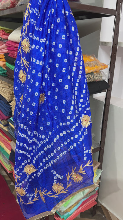 Video of Royal Blue bandhini Charkhi Gota Dupatta